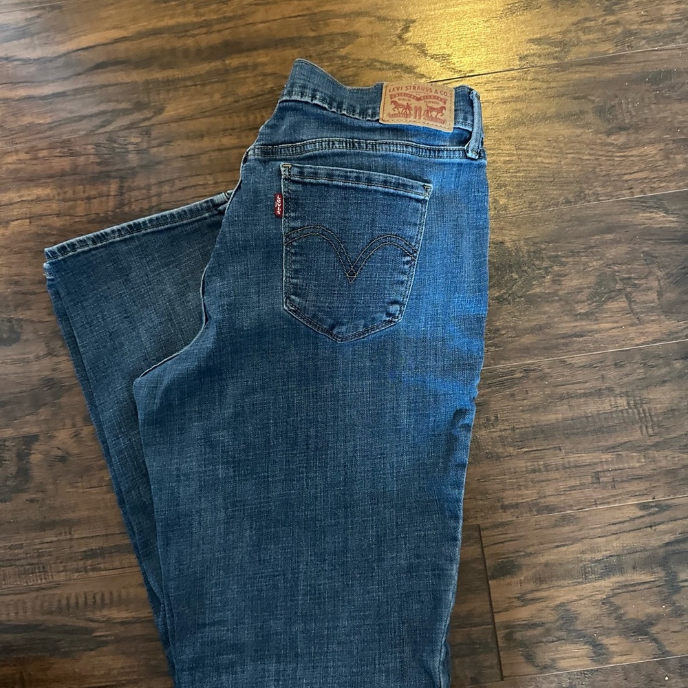 Levi's woman’s Blue Jeans